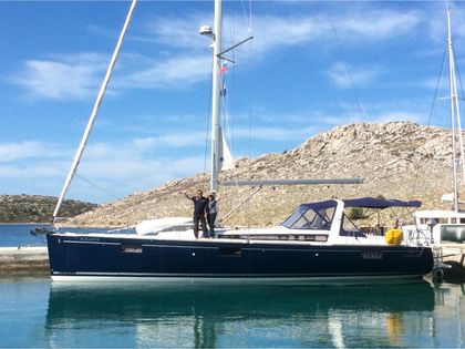 Sailboat Beneteau Oceanis 48 · 2015 (0)