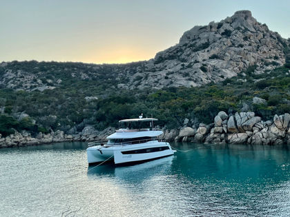 Catamaran à moteur Fountaine Pajot MY 44 · 2019 (0)