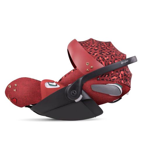 Baby Car Seat Cloud T i-Size Design Collaborations