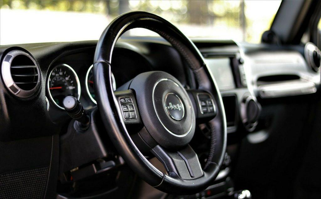 2013 Jeep Wrangler Sport 4×4 4dr SUV