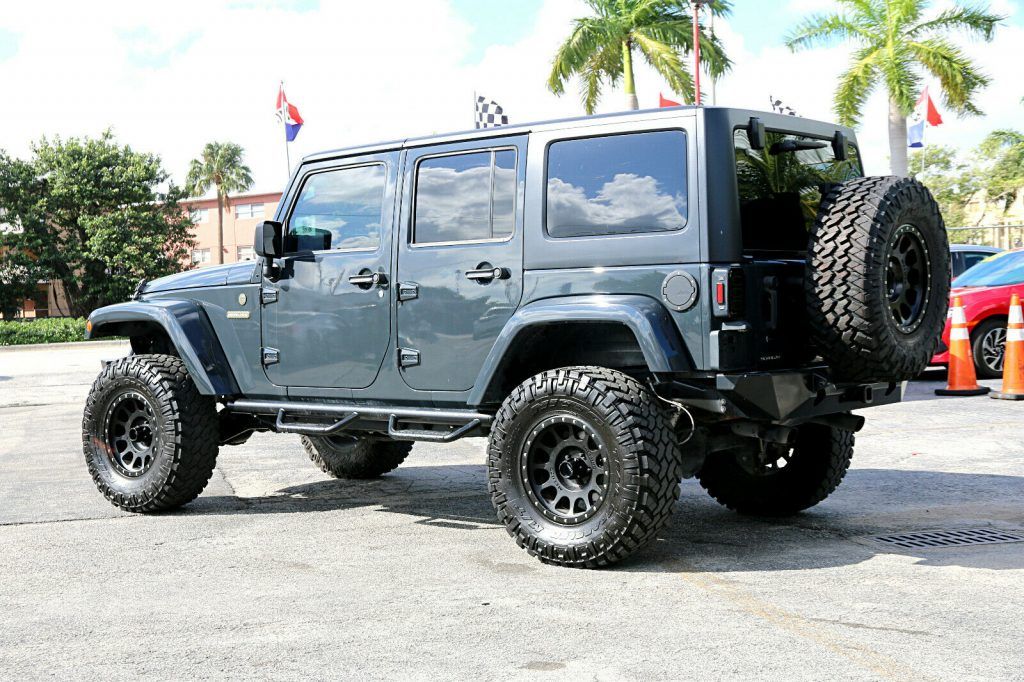 2016 Jeep Wrangler Custom Lifted Jeep!