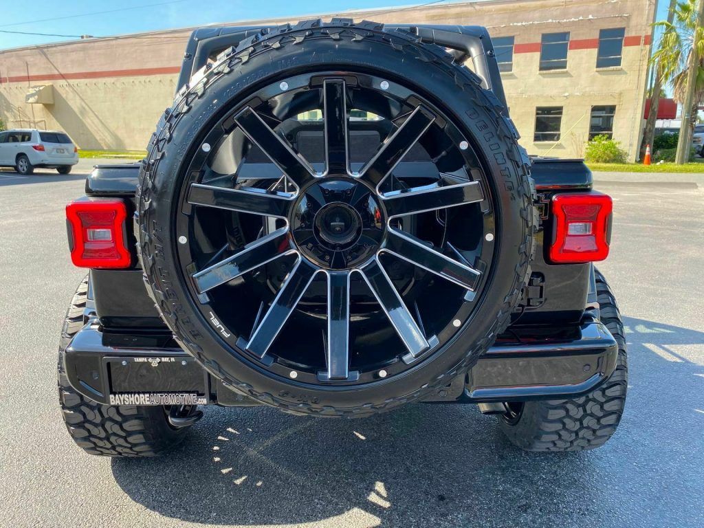 2019 Jeep Wrangler Custom Turbo Sahara Lifted Leather 24″s