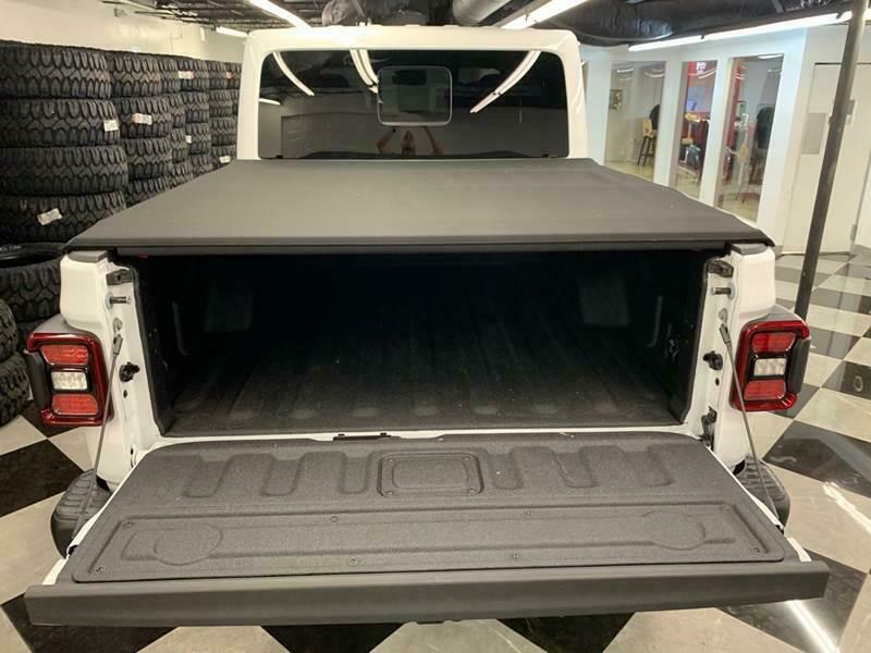 2020 Jeep Gladiator Rubicon 4×4 4dr Crew Cab 5.0 ft. SB