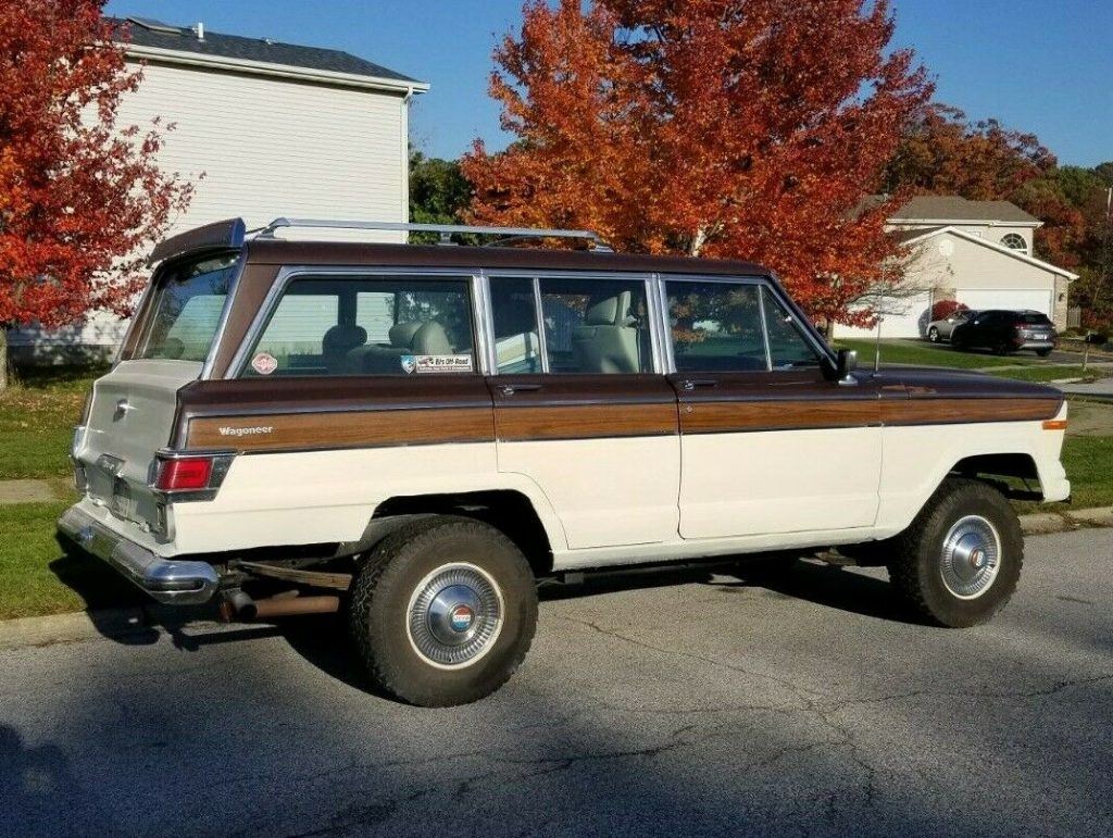1977 Jeep Wagoneer