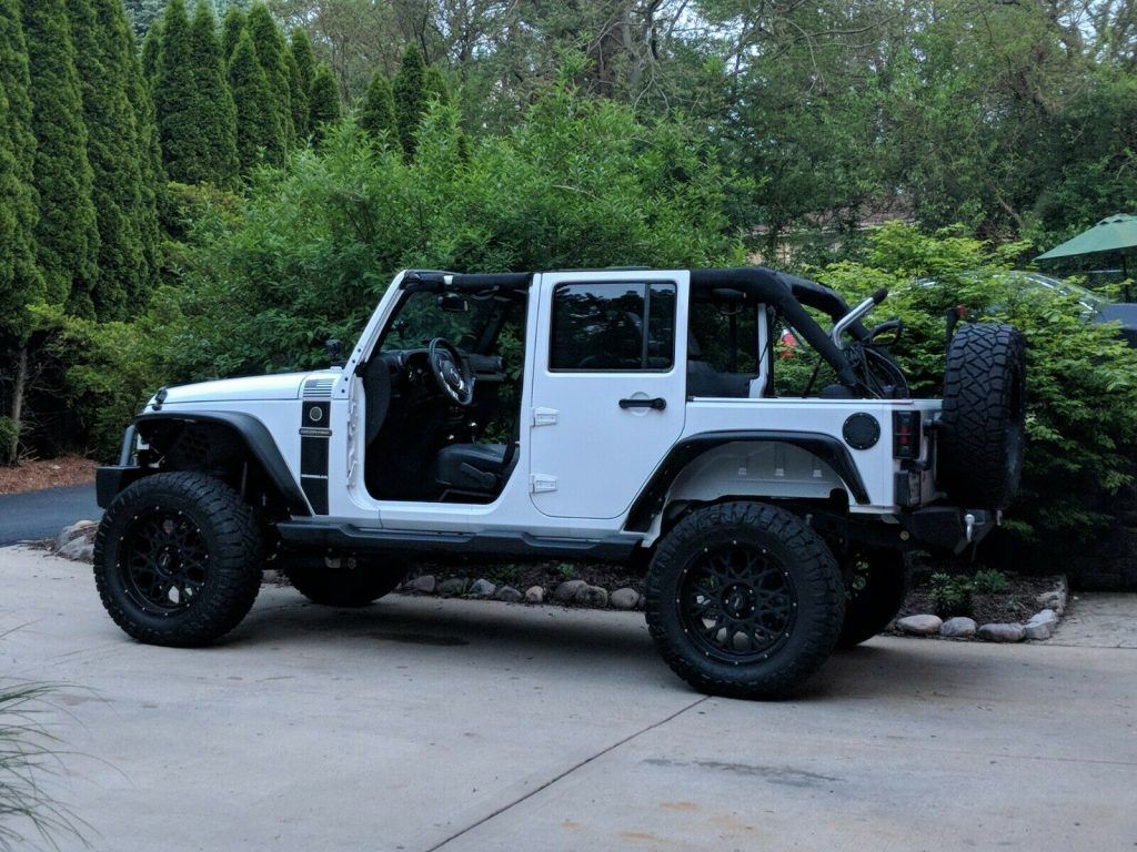 2017 Jeep Wrangler Freedom Edition