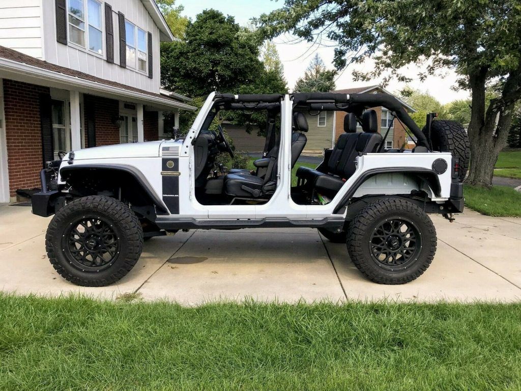 2017 Jeep Wrangler Freedom Edition