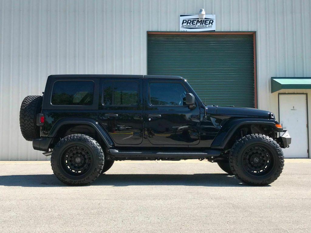 2019 Jeep Wrangler JL Lifted Black Rhino Wheels 35”s LED’s