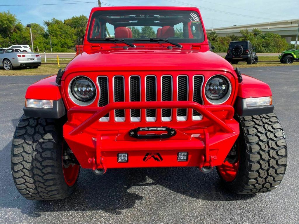 2019 Jeep Wrangler SAHARA