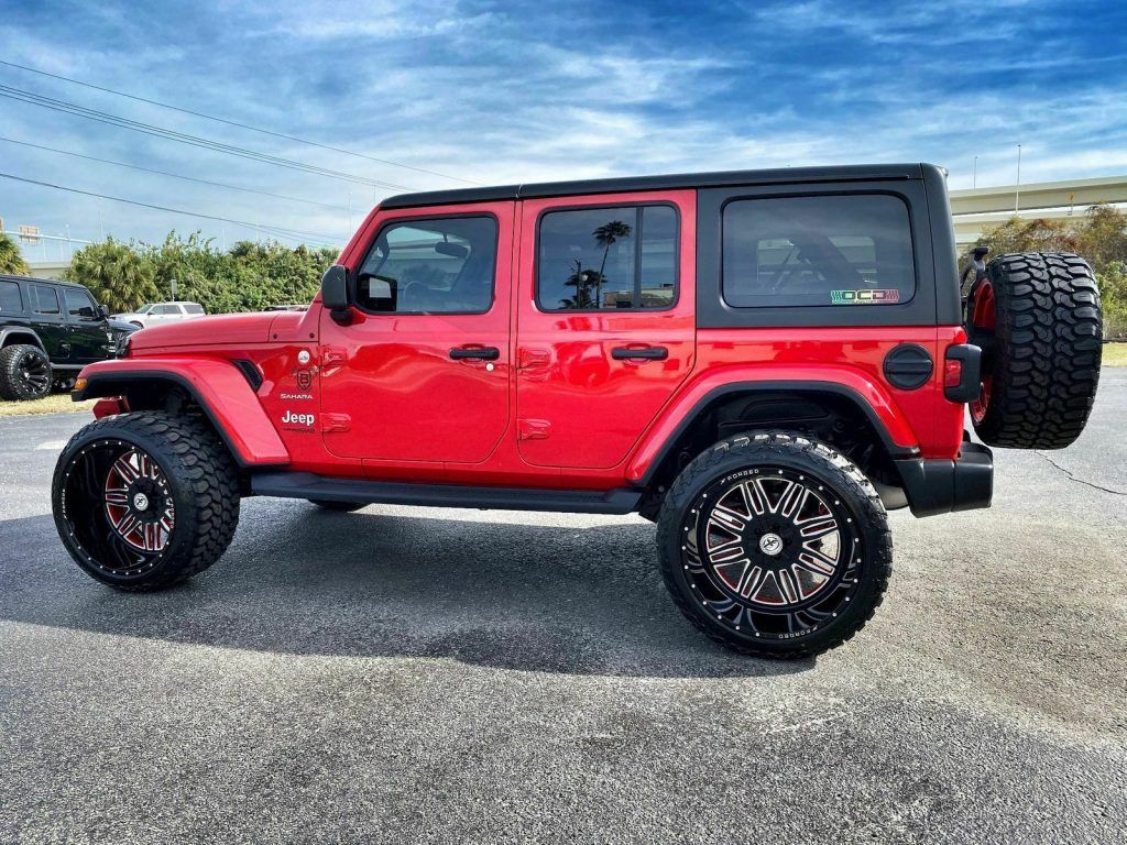 2019 Jeep Wrangler SAHARA