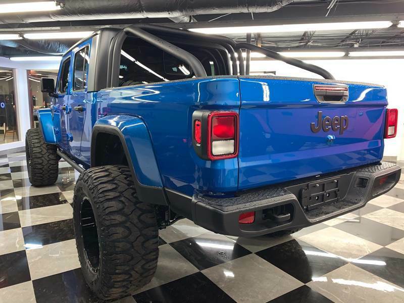 2020 Jeep Gladiator Sport S 4×4 4dr Crew Cab 5.0 ft. SB