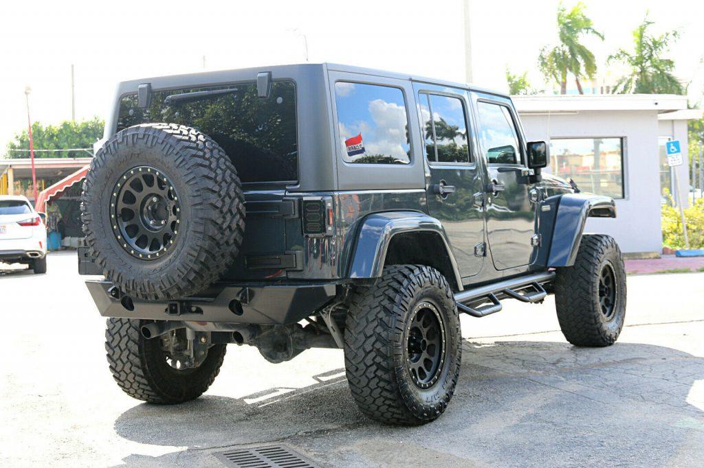 2016 Jeep Wrangler Custom Lifted Jeep!