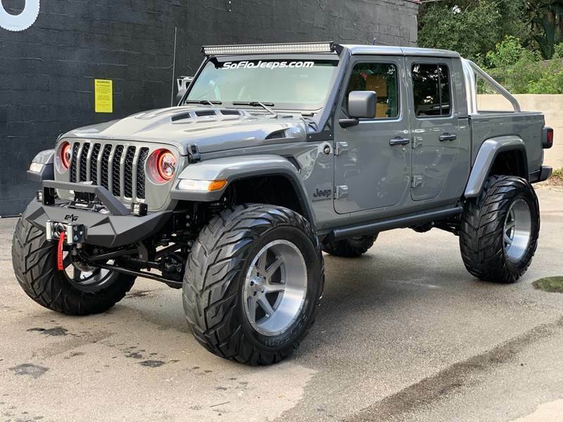 2020 Jeep Gladiator Sting grey Lifted Custom Gladiator max tow 40