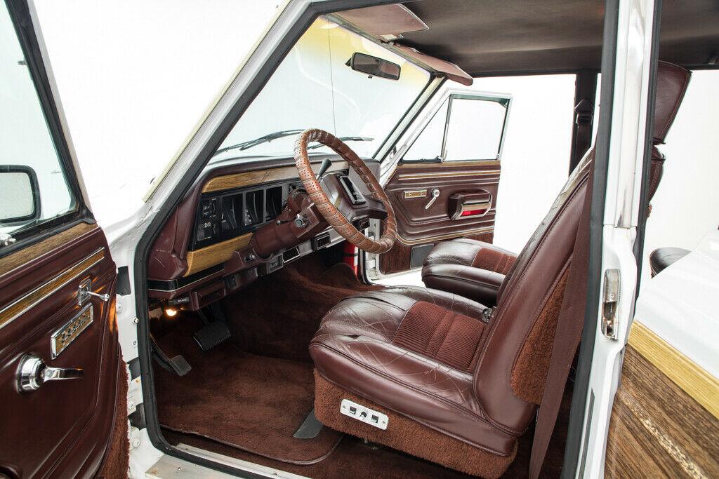 1988 Jeep Wagoneer V8