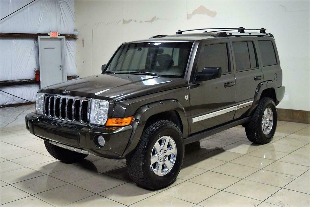 2006 Jeep Commander Limited Lifted OFF ROADING