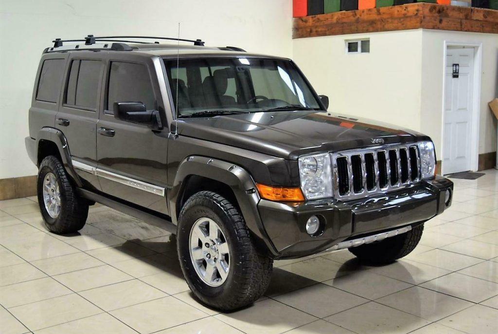 2006 Jeep Commander Limited Lifted OFF ROADING