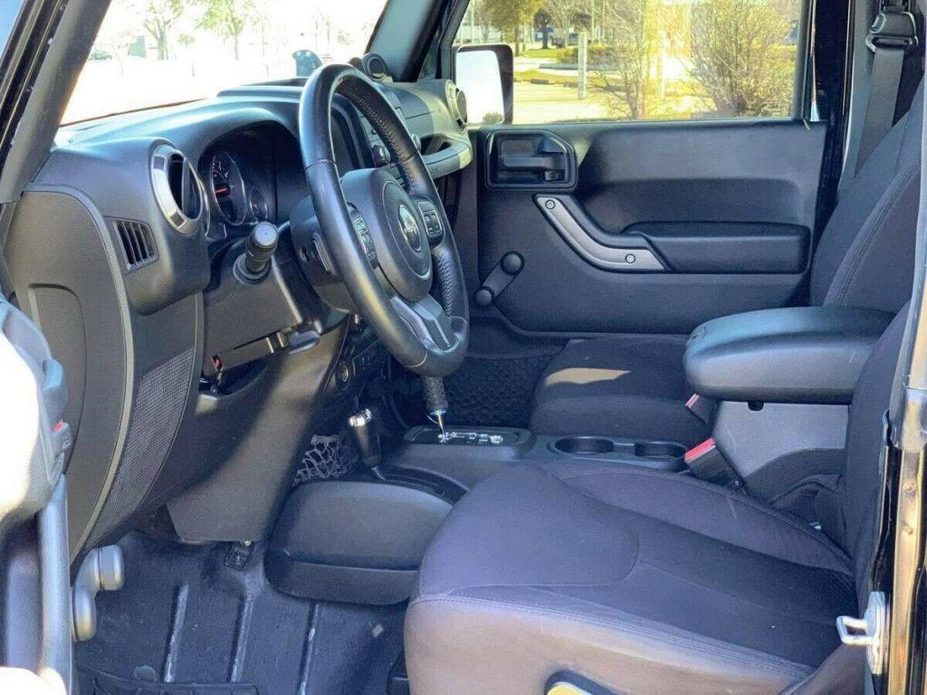 2014 Jeep Wrangler SPORT