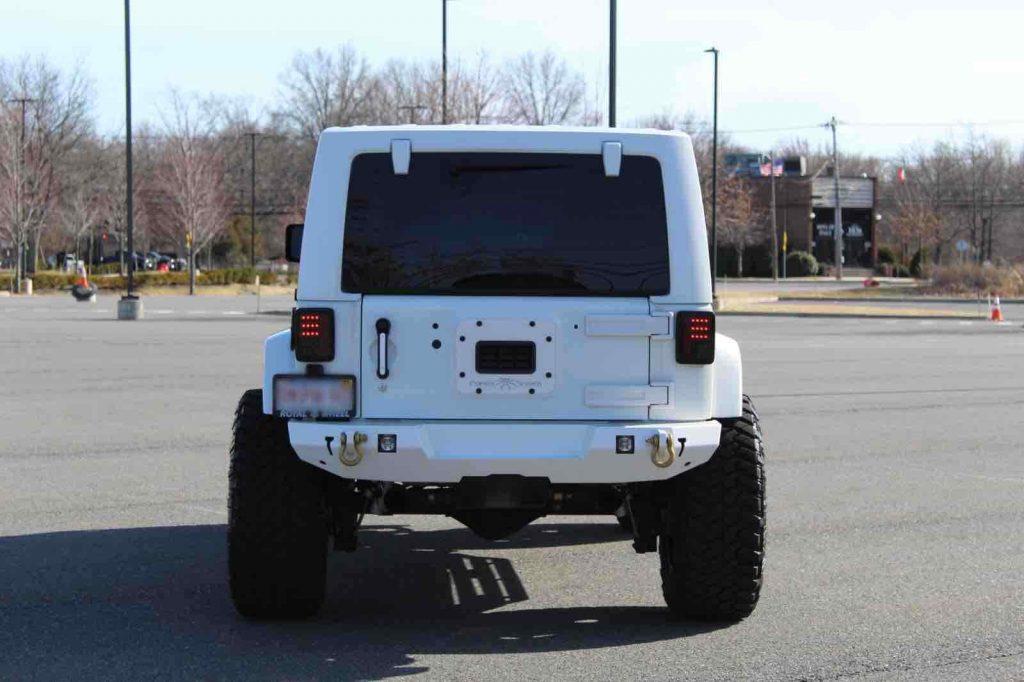 2018 Jeep Wrangler JK SAHARA