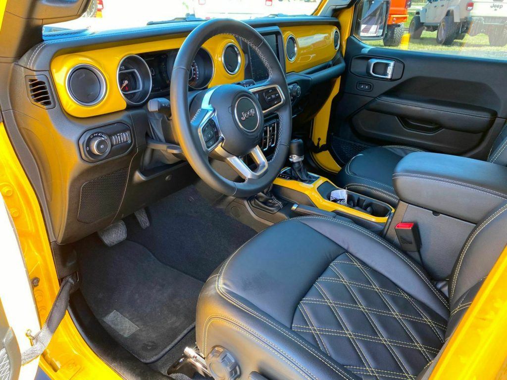 2019 Jeep Wrangler Hellayella Custom Lifted Sahara Leather NAV