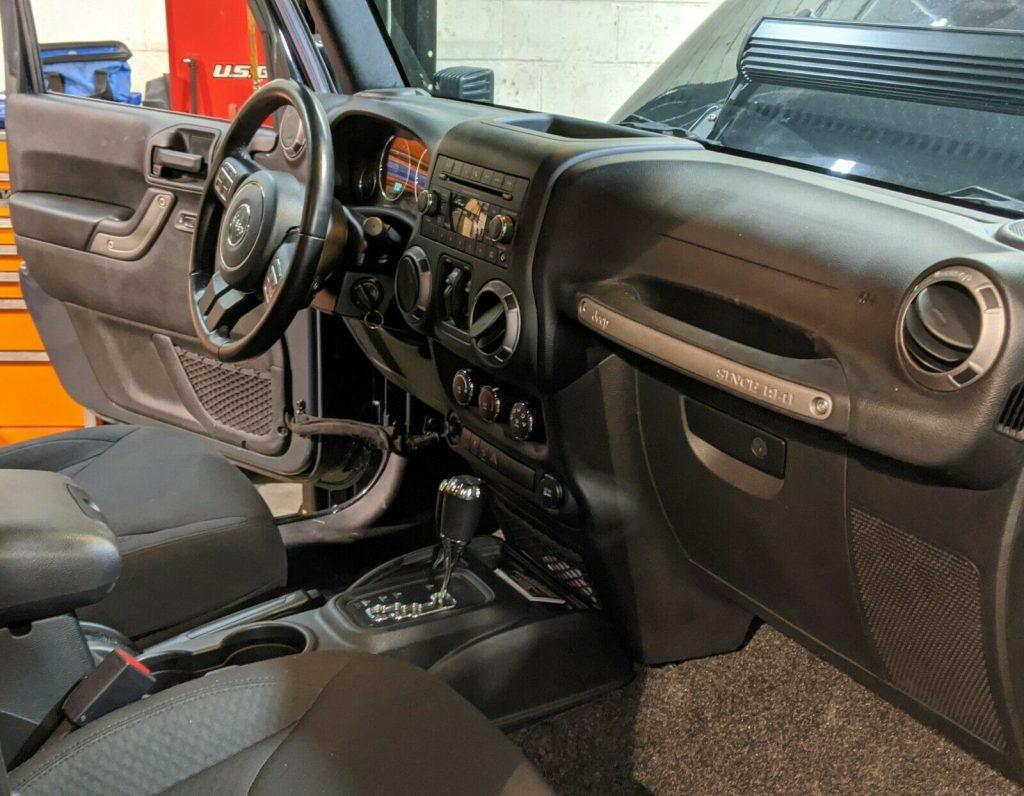 2016 Jeep Wrangler Sport