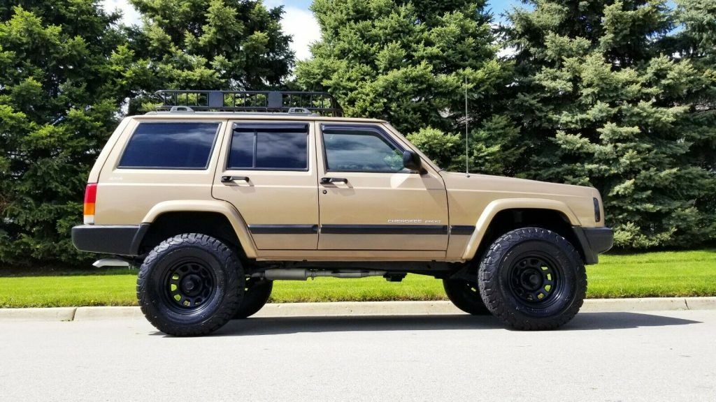 1999 Jeep Cherokee Lifted XJ! 4×4!