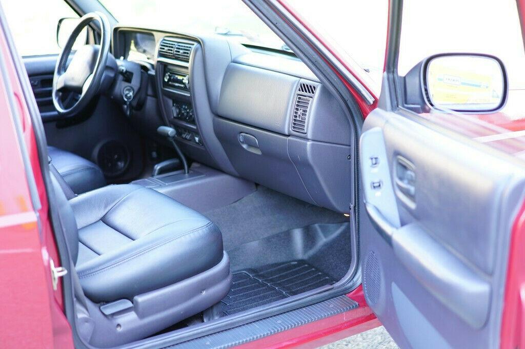 1999 Jeep Cherokee SPORT