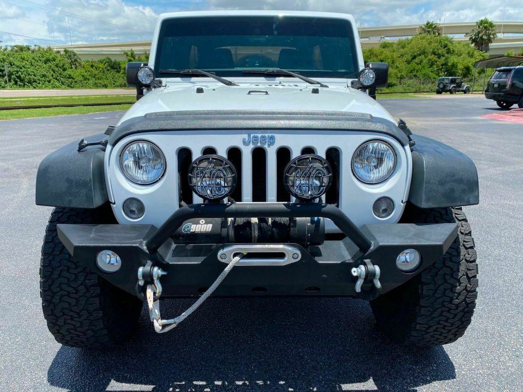 2015 Jeep Wrangler Custom Lifted NAV Dropstars 35″s WINCH