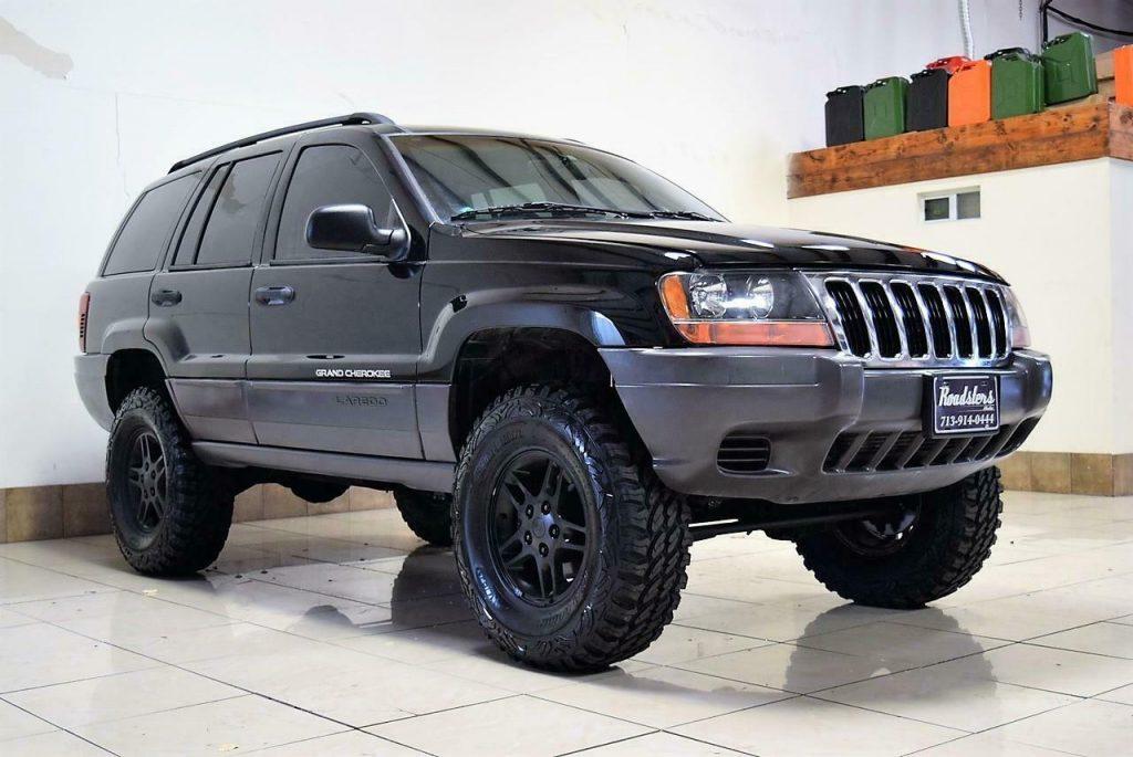 2002 Jeep Grand Cherokee Lifted 4X4 OFFROADING