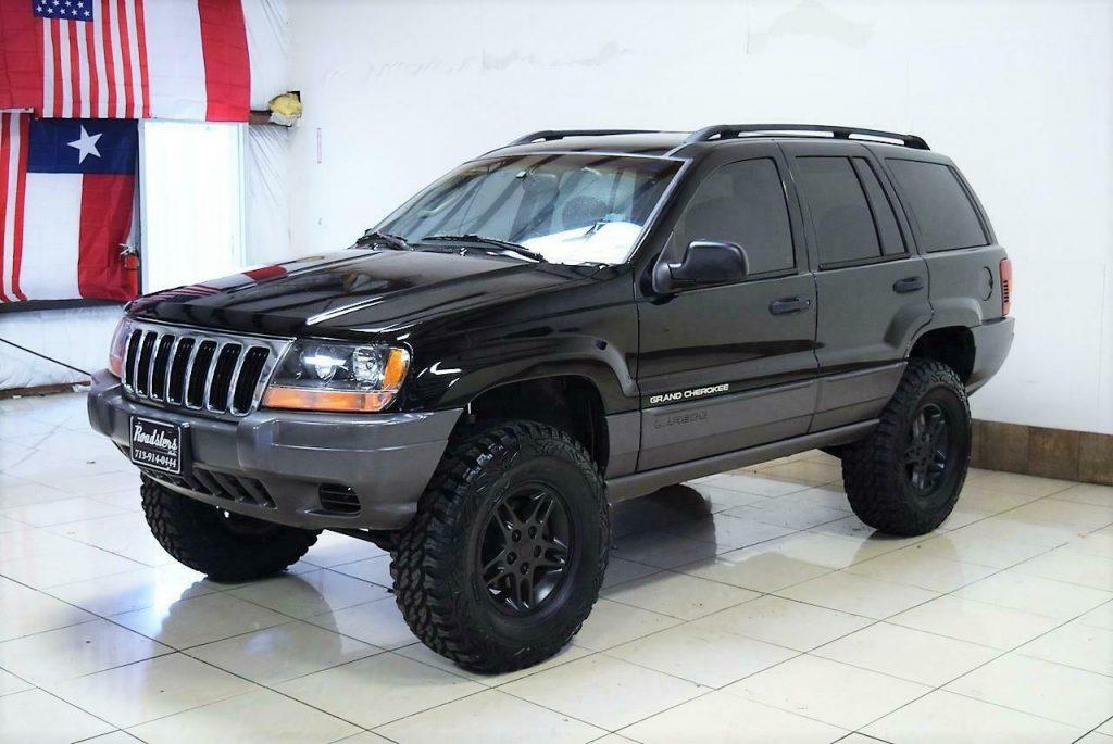 2002 Jeep Grand Cherokee Lifted 4X4 OFFROADING