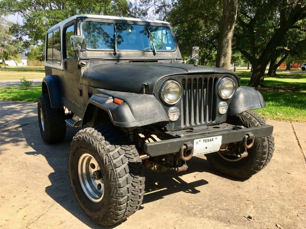 1983 Jeep CJ8 Scrambler