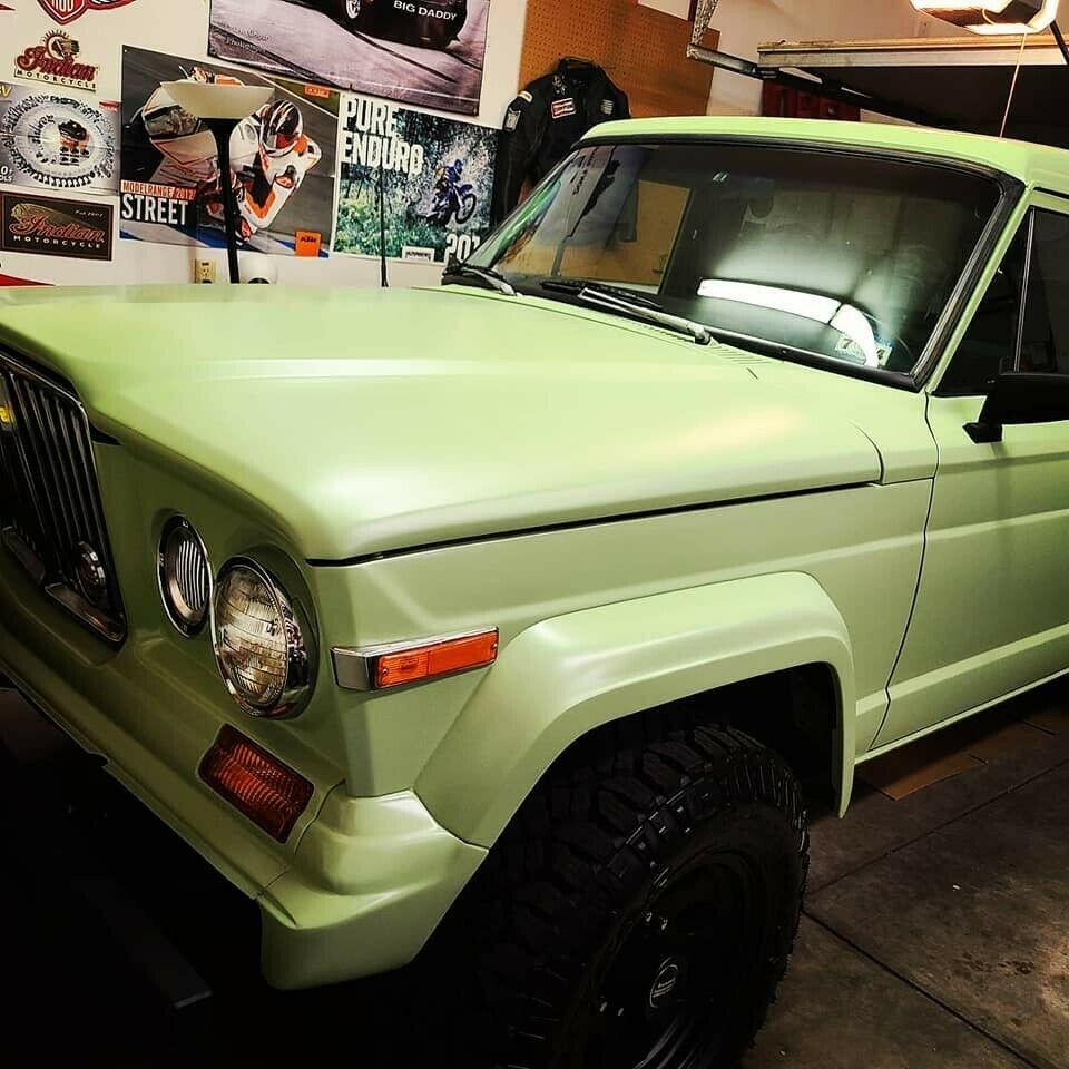 1985 Jeep J20