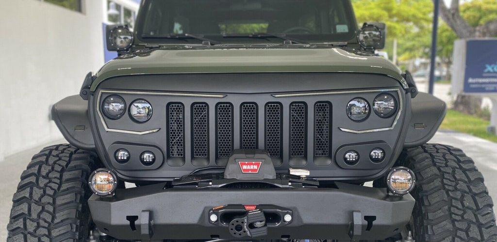 2020 Jeep Wrangler SPORT