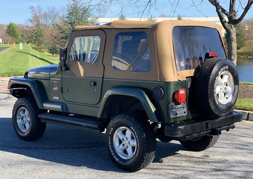 1997 Jeep Wrangler No Reserve! Sahara 4×4 Low Miles Manual Lifted