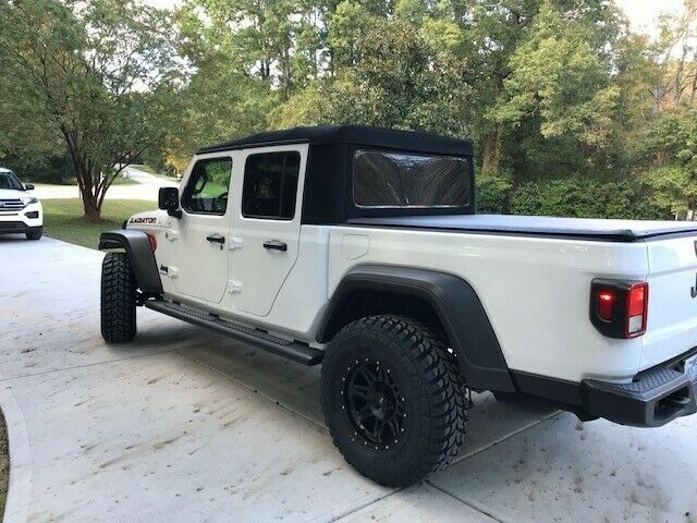 2020 Jeep Gladiator