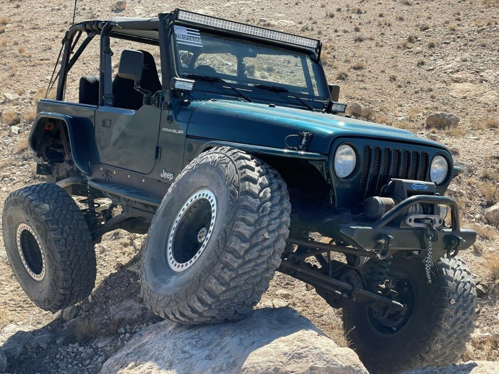 1997 Jeep Wrangler HEMI Rock Crawler