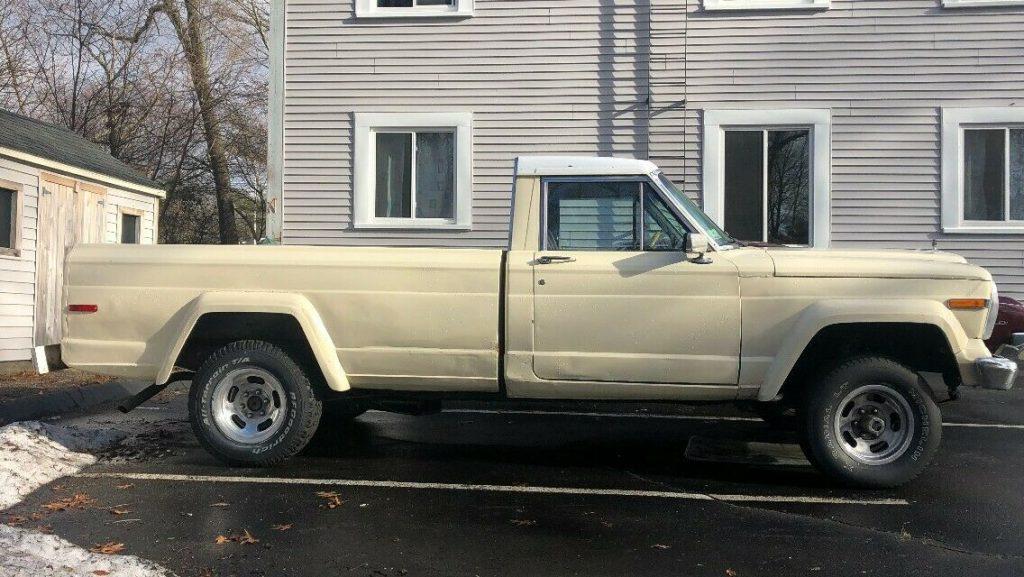 1985 Jeep J10 pickup