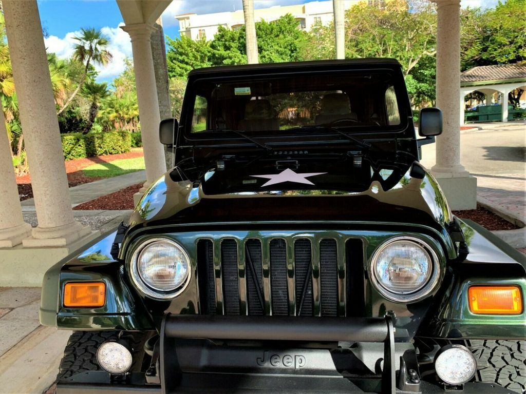 2004 Jeep Wrangler Willys 18,000 Miles. “mint” Never LEFT FL,