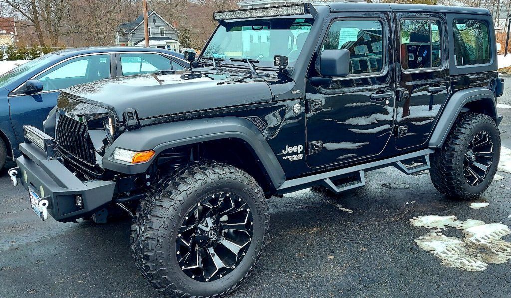 2020 Jeep Wrangler SPORT