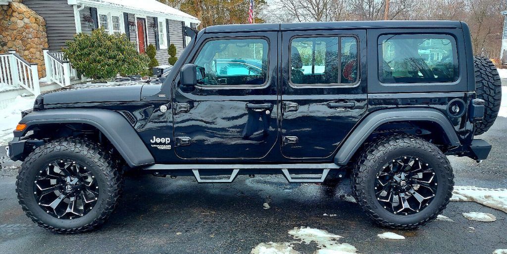 2020 Jeep Wrangler SPORT
