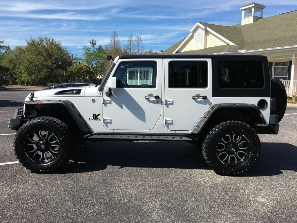2018 Jeep Wrangler Custom Lifted 35″ Leather Camera Oscar Mike