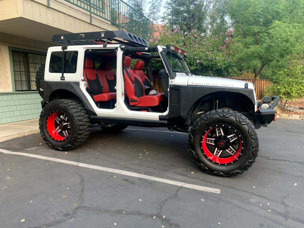 2016 Jeep Wrangler SAHARA