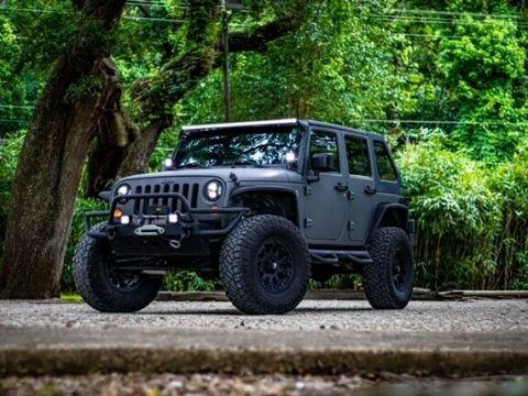 2011 Jeep Wrangler JK LIFTED for sale