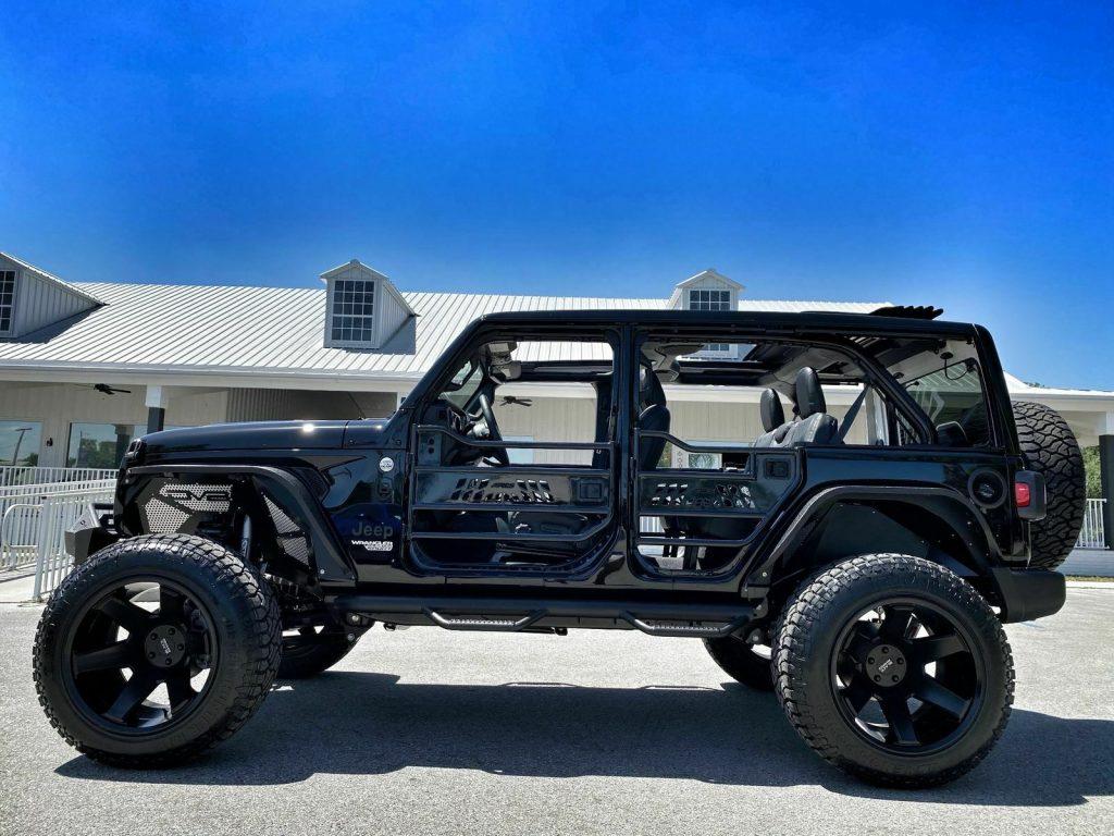 2021 Jeep Wrangler SKY TOP Blackout Turbo Leather NAV 37″