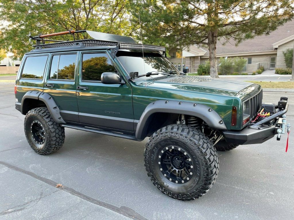1999 Jeep Cherokee XJ Super Clean Built LOADED!!