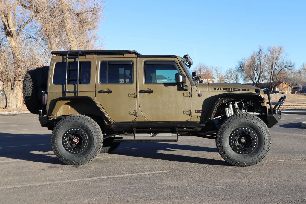 2015 Jeep Wrangler Unlimited Rubicon 6.4L Hem