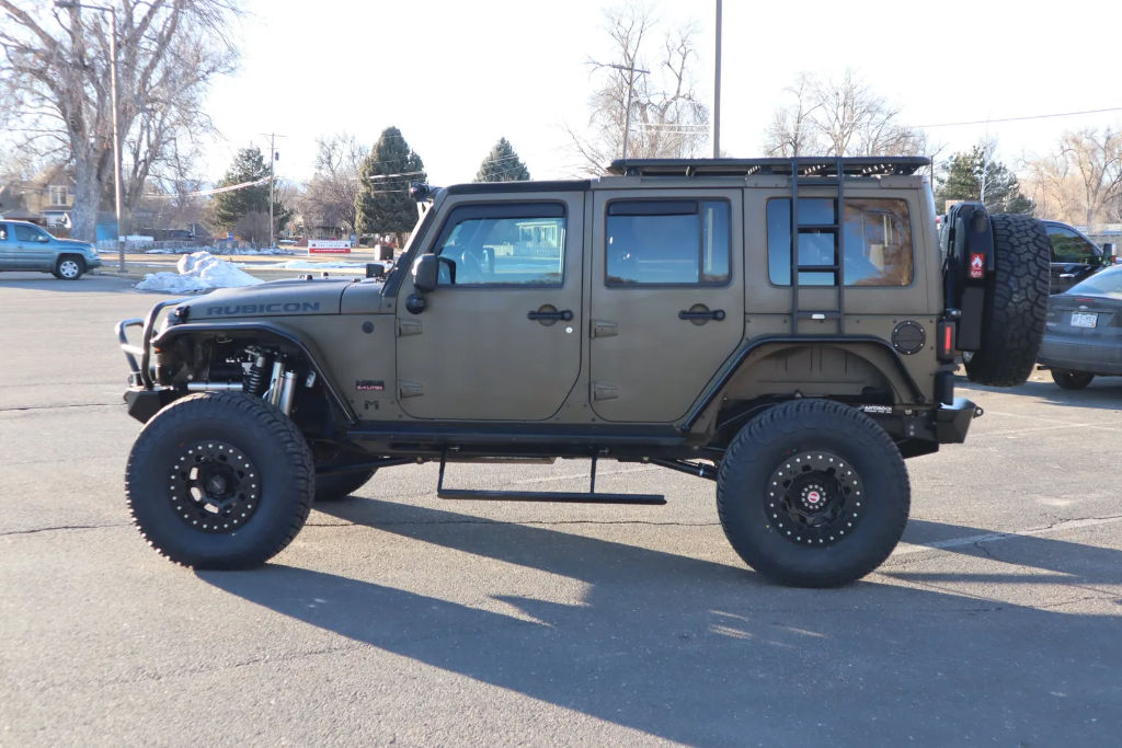 2015 Jeep Wrangler Unlimited Rubicon 6.4L Hem