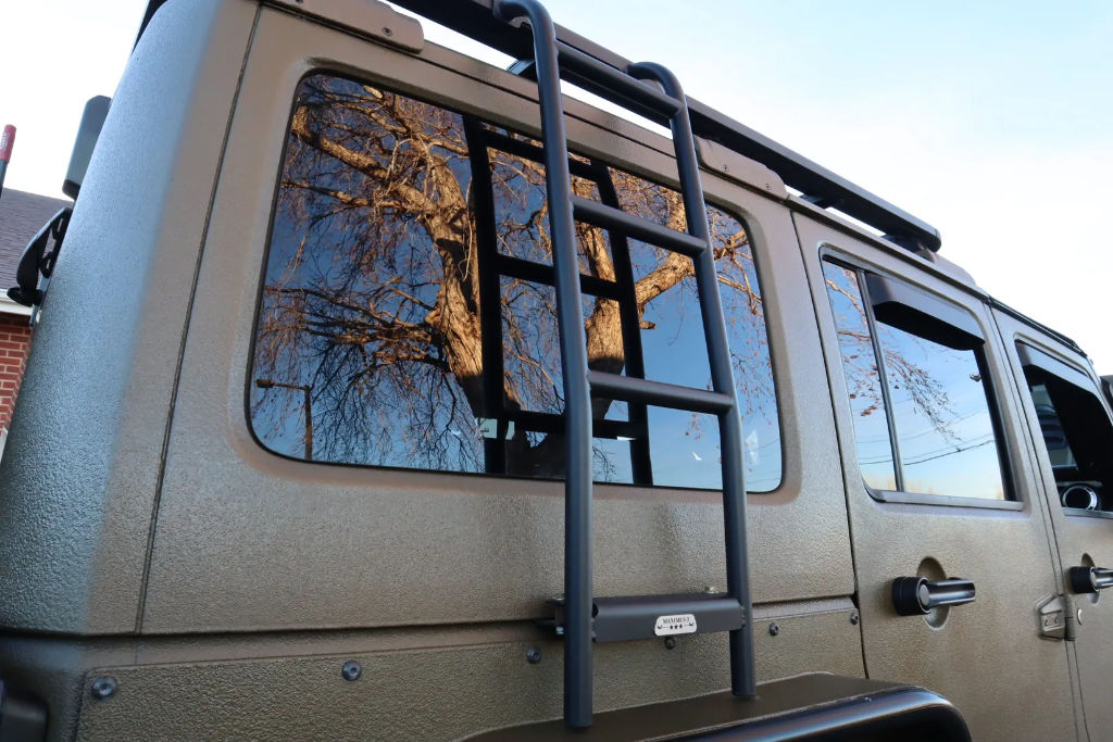 2015 Jeep Wrangler Unlimited Rubicon 6.4L Hem