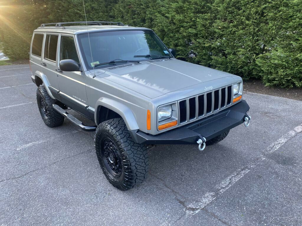 2000 Jeep Cherokee SPORT