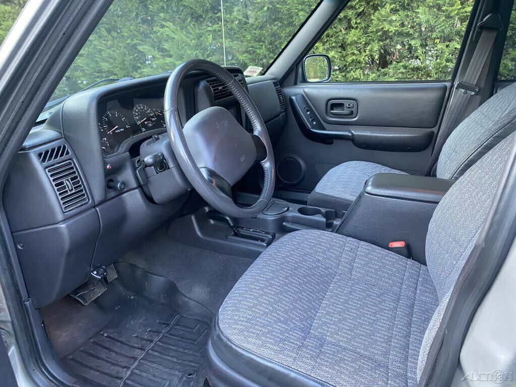 2000 Jeep Cherokee SPORT