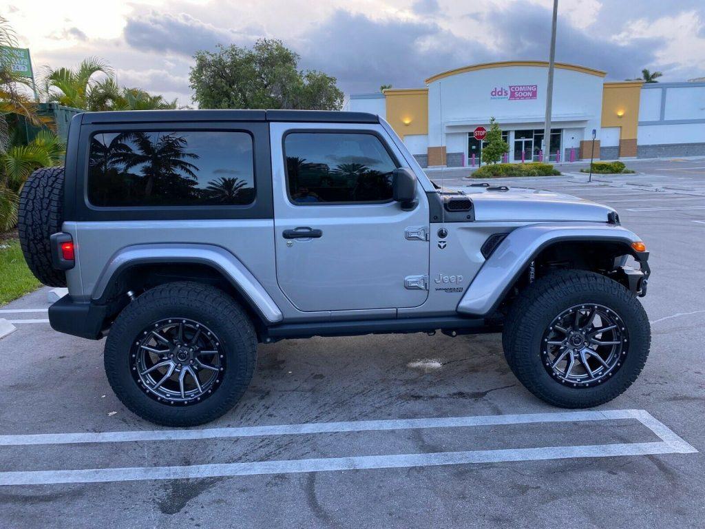 2020 Jeep Wrangler SPORT