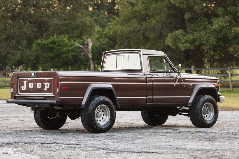 1982 Jeep J 10